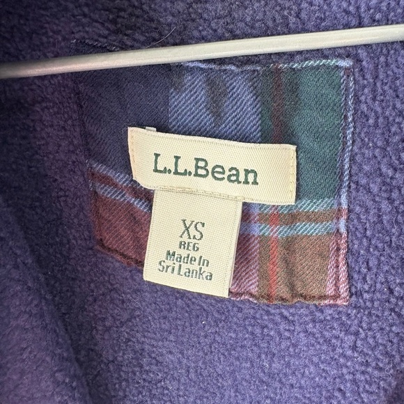 L.L.Bean size XS, Multicolor fleece lined flannel Plaid Hooded Jacket - Picture 4 of 8